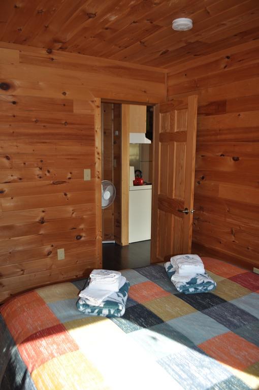 The Sleeping Moose Cottage Birch Plain Exterior photo